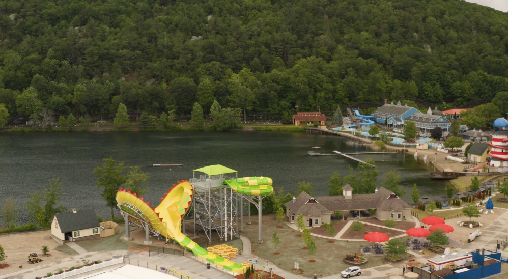 Lake Compounce Amusement and Water Park, United States